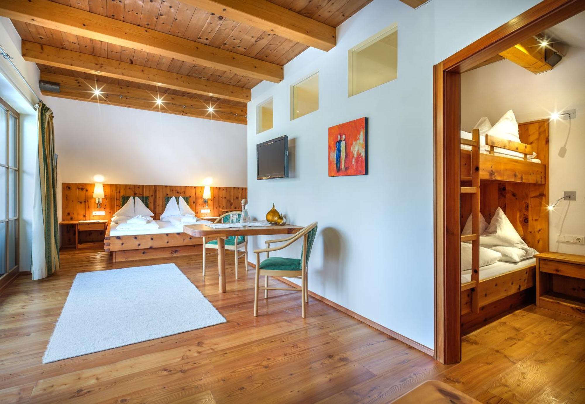 Hotel Haeuserl Im Wald มาริอัปฟาร์ ภายนอก รูปภาพ