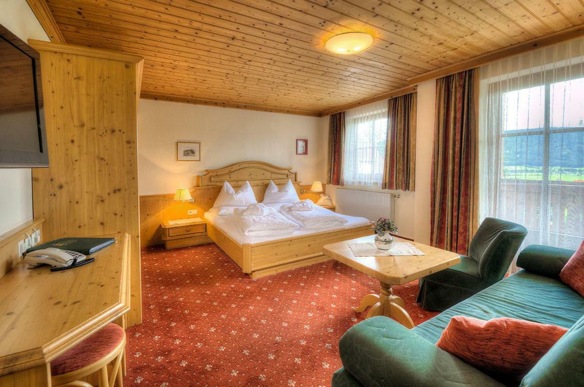 Hotel Haeuserl Im Wald มาริอัปฟาร์ ภายนอก รูปภาพ